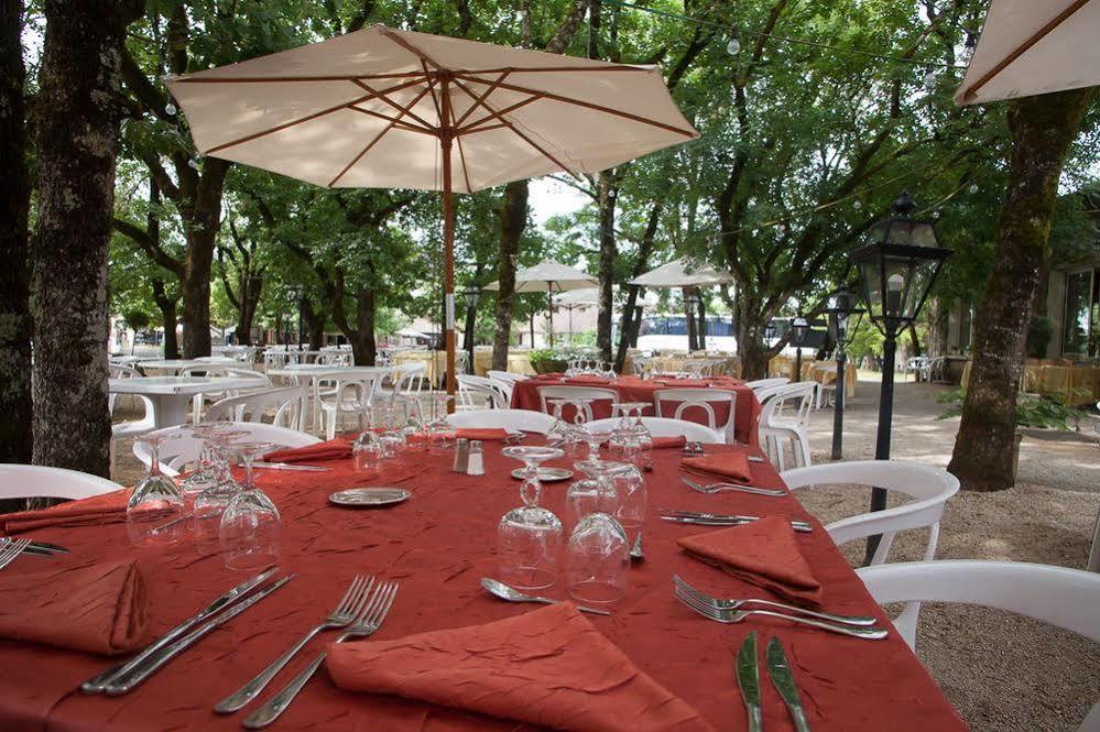רוקמאדור Hotel Restaurant Du Chateau מראה חיצוני תמונה